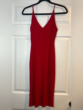 Fashion Nova Red V-Neck Maxi Slip Dress